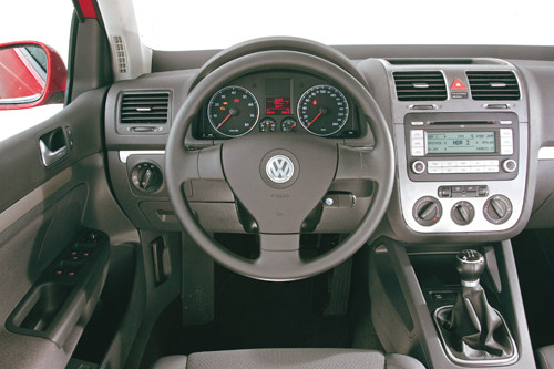 VW Golf kontra Kia ceed i Nissan Tiida - Porównanie trzech kompaktów