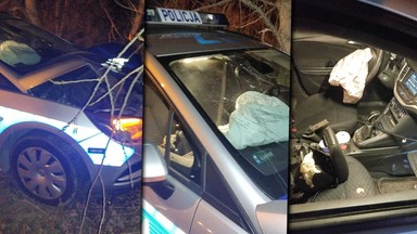 Wypadek radiowozu z nastolatkami. Zarzuty dla drugiego policjanta. Mama 17-latki: to na razie kropla w morzu