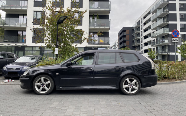 Używane i nieoczywiste auto do 10 tys. zł: Czy to musi być… Saab?