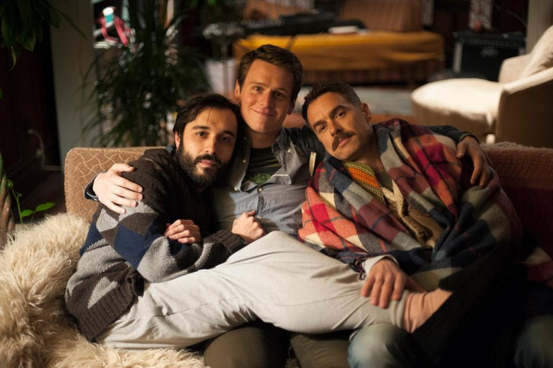 Bohaterami serialu HBO Spojrzenia (Looking) są Patrick, Agustín i Dom – trójka przyjaciół, z których każdy jest na innym etapie życia.