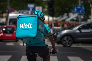 Wolt: Popieramy unijną dyrektywę w sprawie pracy platformowej