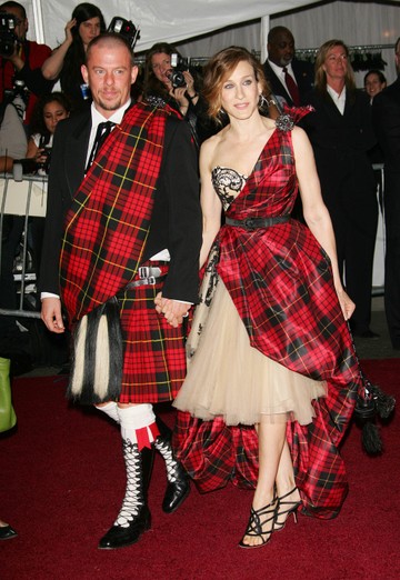 Met gála: Az egyik legikonikusabb szett a Met gálák történetéből: Sarah Jessica Parker és Alexander McQueen 2006-ban