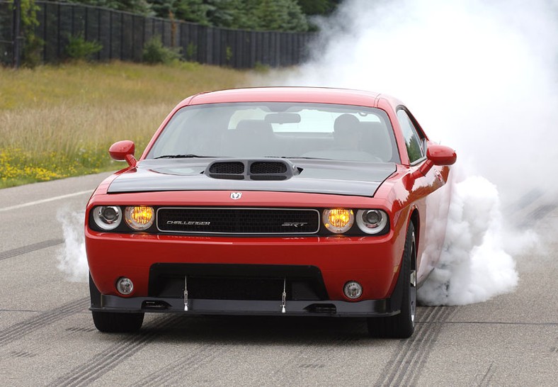 SEMA 2008: Dodge Challenger – fabryczne projekty tuningowe