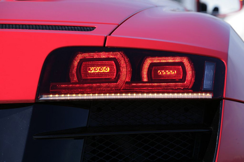 Audi R8 Spyder - supercabrio na wiosnę