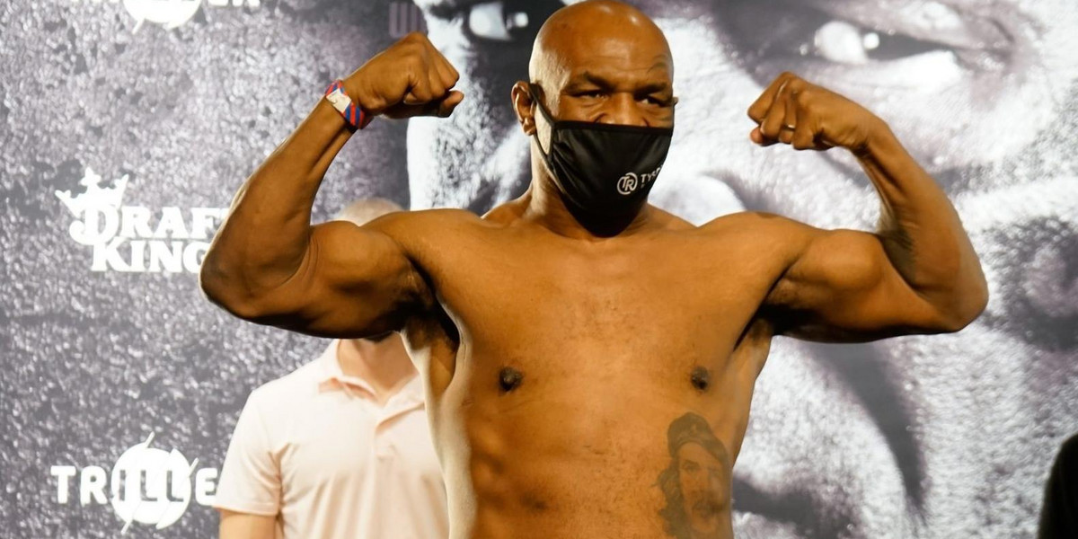 Mike Tyson kontra Roy Jones