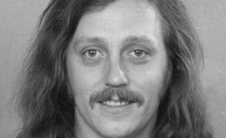 Zmarł gitarzysta basowy legendarnego zespołu Omega