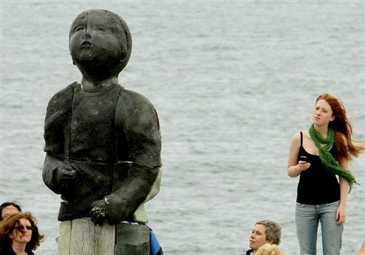 AUSTRALIA - SCULPTURE - SEA