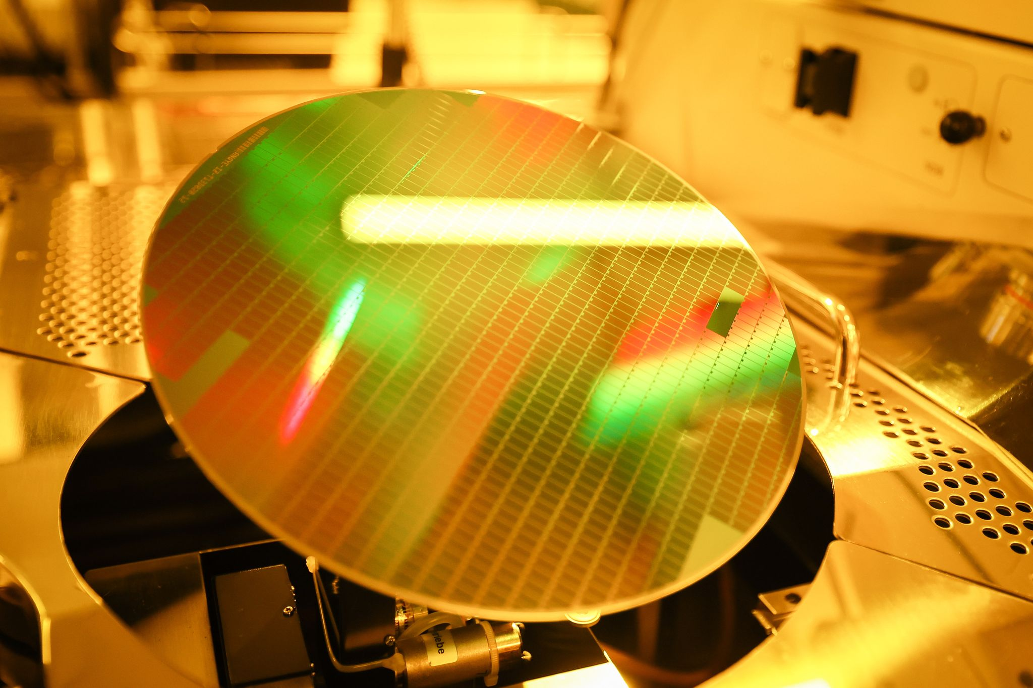 Nur 4% überlebensfähig: Deutsche Firmen abhängig von digitalen Importen