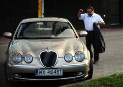 Radykalny krok prominentnego posła! Zdecydował się na...