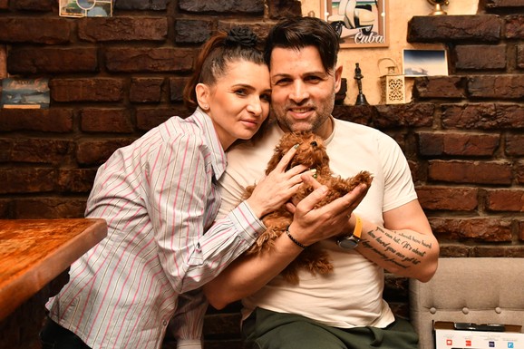 "GURALA ME JE LAKTOM" Sani otkrio istinu o svađi sa Ksenijom Pajčin: "Postojali su klanovi"