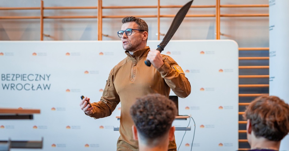 Wrocław rozpoczął pionierskie szkolenia kryzysowe w szkołach!