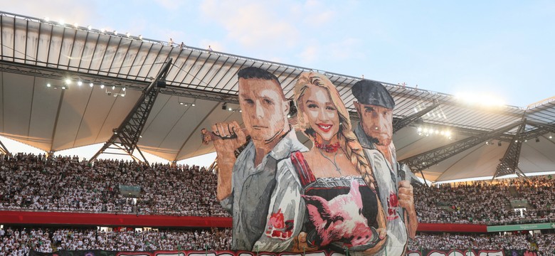 Legia Warszawa ukarana za oprawę kibiców dotyczącą uchodźców