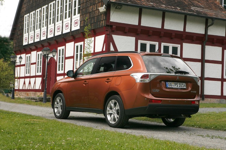 Mitsubishi outlander