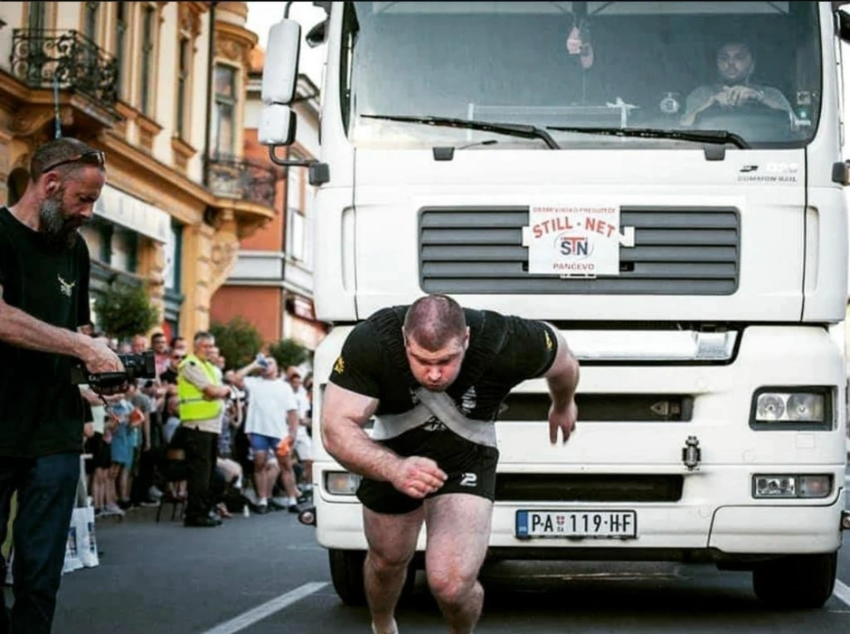 Najjači čovek u Srbiji Vladimir Bulatović