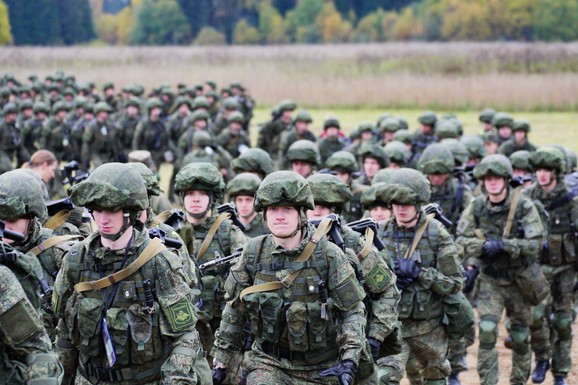 JEDNA FOTOGRAFIJA U UNIFORMI, A ONDA TIŠINA "Pogrešio sam. Oprostite mi. Molim vas": Kako su porodice saznale da su njihovi sinovi poginuli u Ukrajini