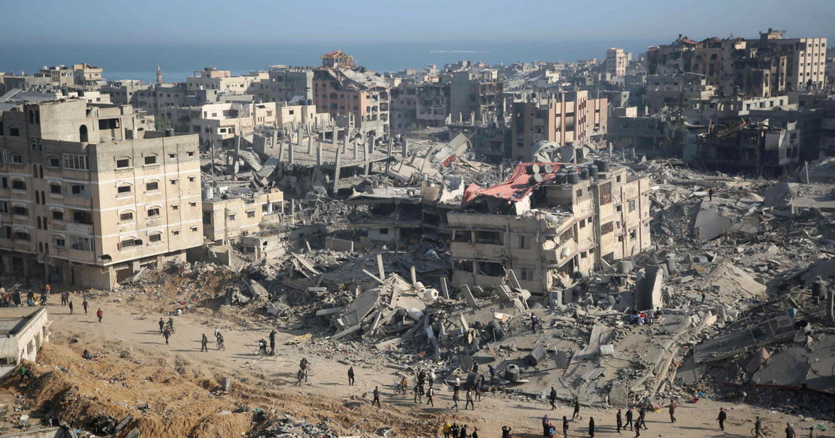 A Pole was killed in an Israeli airstrike on the Gaza Strip