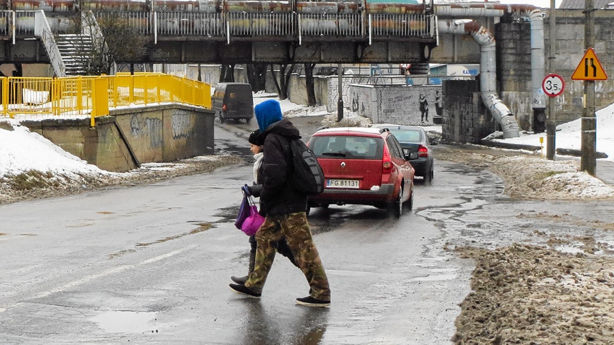 Miasto Gorzów Wielkopolski ogłosiło przetarg na przebudowę ulicy Towarowej i ulicy Fabrycznej. Koszt całej inwestycji to 6,65 mln zł, z czego 3 mln zł to dofinansowanie z rządowego Programu Rozwoju Gminnej i Powiatowej Infrastruktury Drogowej na lata 2016-2019.