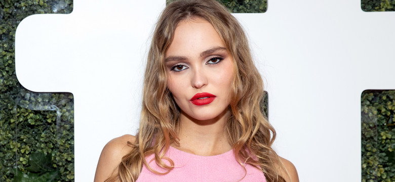 Lily-Rose Depp ofiarą fanów Johnny'ego Deppa. Internauci atakują córkę aktora