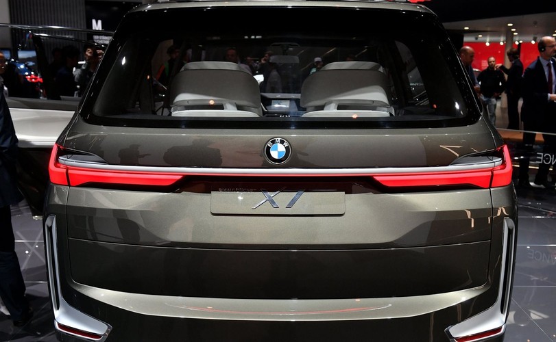BMW Concept X7 iPerformance