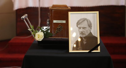 Pogrzeb Andrzeja Precigsa. Poruszające słowa przyjaciela aktora: był pochłonięty przez sztukę [ZDJĘCIA]