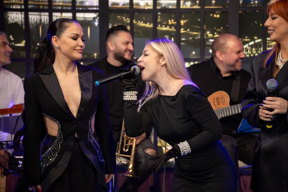 "BILA SAM KUMA NJENOM MUŽU, KAKO JE TO MOGLA DA MI KAŽE?" Aleksandra Mladenović i Vanja Mijatović u emisiji "Ceca Show" priznanjem iznenadile sve (BLIC TV, 22.15H)