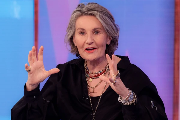 "MOJ ROĐENI BRAT JE OTAC MOG SINA": TV zvezda šokirala javnost priznanjem, pa otkrila zašto je PO SVAKU CENU ŽELELA da se to desi