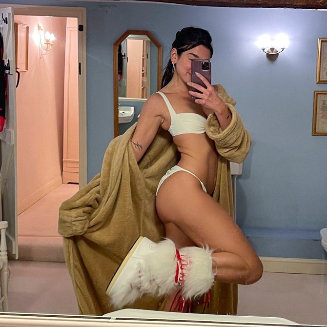 Dua Lipa