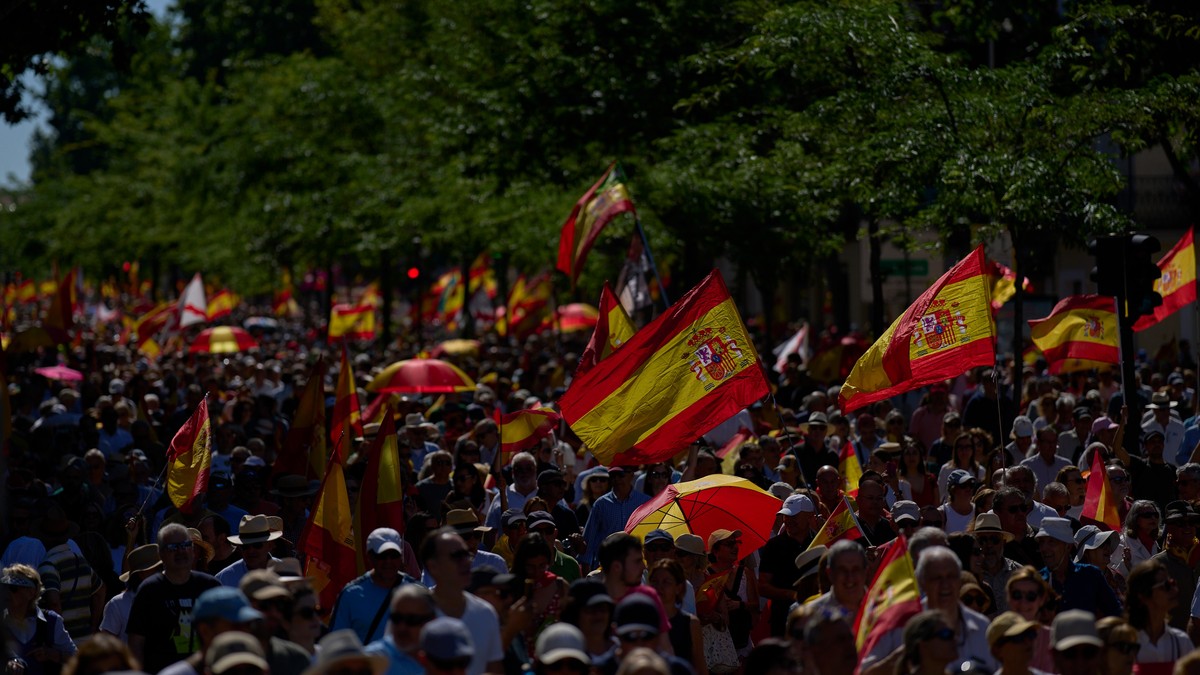 Protest u Madridu protiv vlade Pedra Sančeza