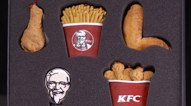 KFC dísz