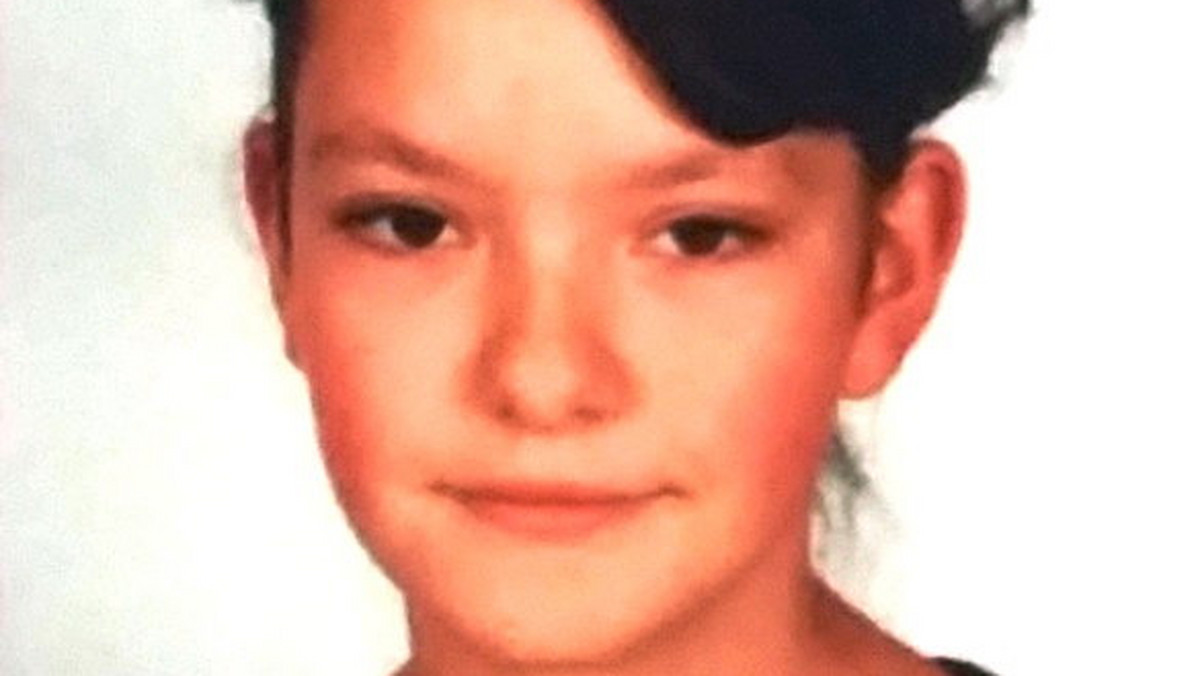 Elbląscy policjanci poszukują zaginionej Klaudii Pink, 13-latki, która 14 lipca wyszła z domu przy ulicy Ostródzkiej i do chwili obecnej nie powróciła. Ostatni raz widziana na dworcu PKP ok. godz. 12.