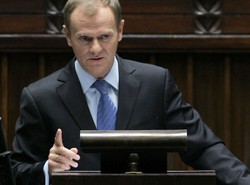 Tusk zrobił swoim posłom "megaochrzan"