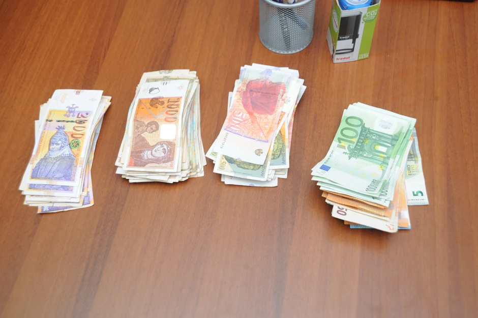U policijskoj akciji zaplenjen novac