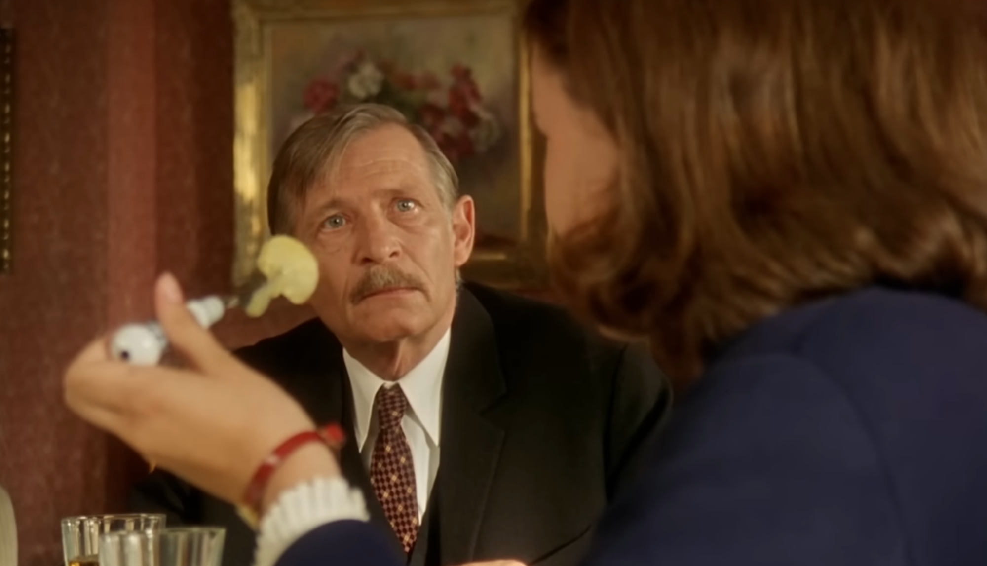 Český herec Jiří Kodet vo filme Pelíšky.