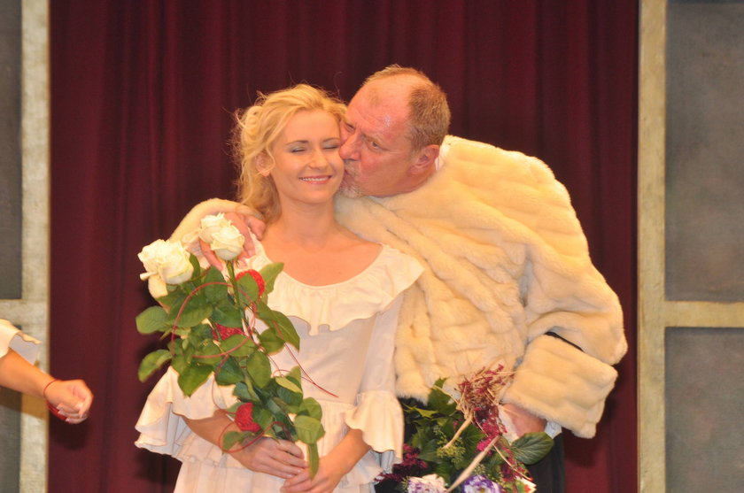 Andrzej Grabowski z córką na scenie