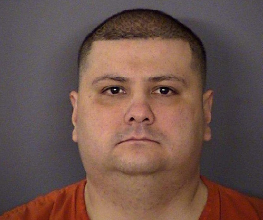 Gilbert Flores je ranije hapšen zbog pljačke i posedovanja marihuane