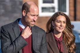 Kejt Midlton i princ Vilijam objavili ČESTITKU za BOŽIĆ sa fotografijom koja je RAZNEŽILA sve: Emotivnije od ovoga ne može