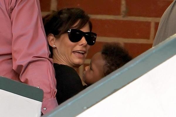 Sandra Bullock z synkiem Louisem