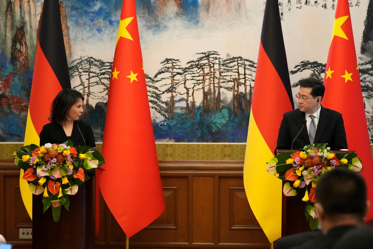 Annalena Baerbock i Qin Gang