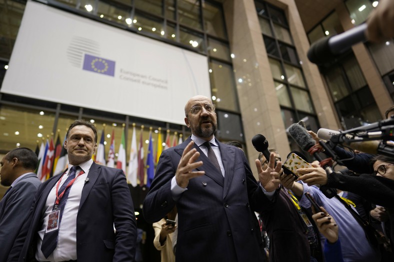 Przewodniczący Rady Europejskiej Charles Michel na konferencji prasowej