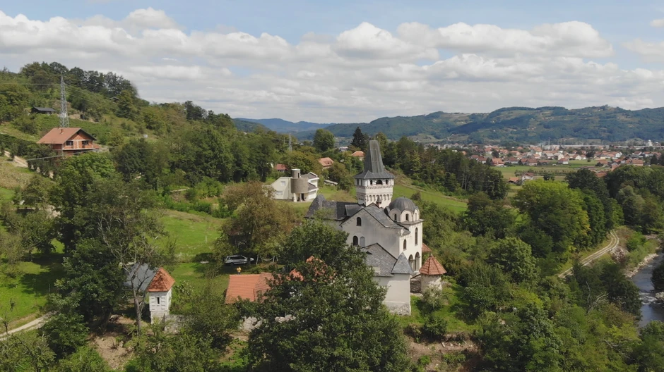 nesvakidašnji dvorac kod Arilja
