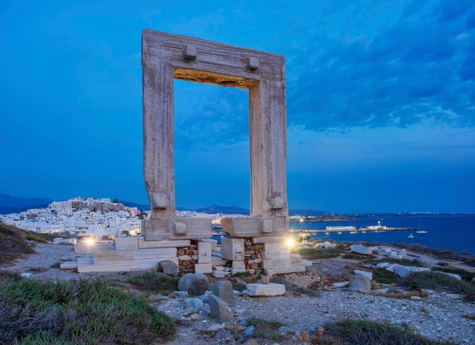 Naksos, Portara