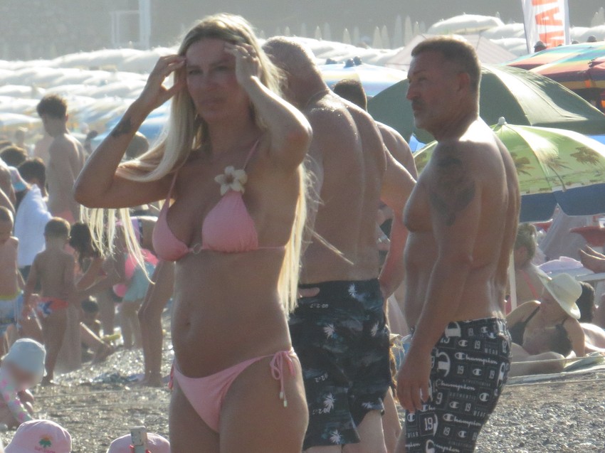 Vesna podiže kosu