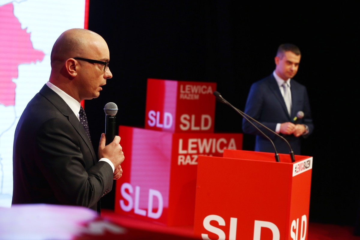 Sebastian Wierzbicki podczas konwencji wyborczej komitetu SLD-Lewica Razem