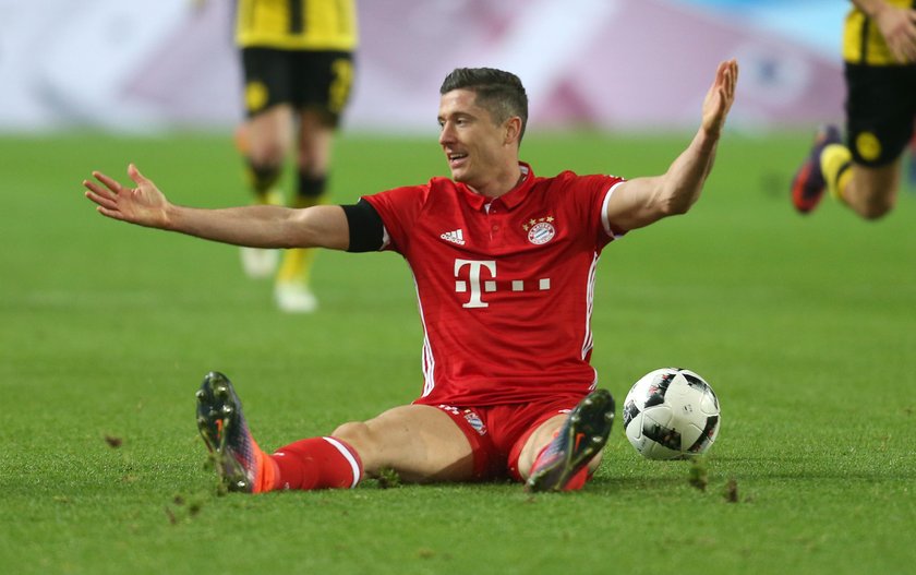 Robert Lewandowski wyśmiany przez L'Equipe. Chodzi o Złotą Piłkę