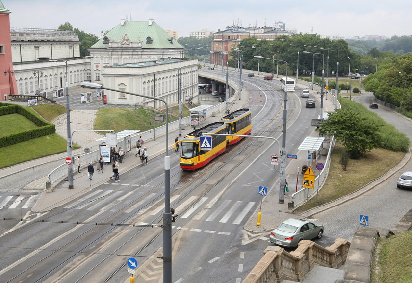 Wakacyjne remonty torowisk tramwajowych w Warszawie