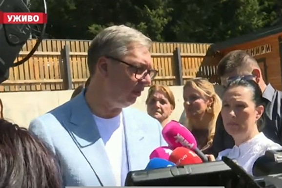 "NISAM JA KURTI DA PRETIM, NEMOJ SAMO ONI DA SE BAVE DRŽAVOM" Vučić o mogućoj promeni vodotoka Ibra i požarima u Srbiji: "Neznalice bi da svoju državu predstave lošom"