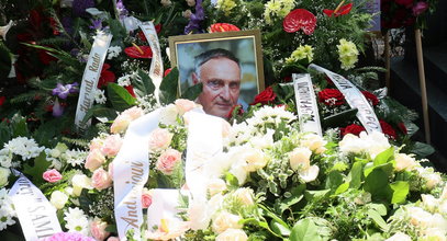 Pogrzeb Andrzeja Mularczyka. Wzruszające sceny na warszawskim cmentarzu