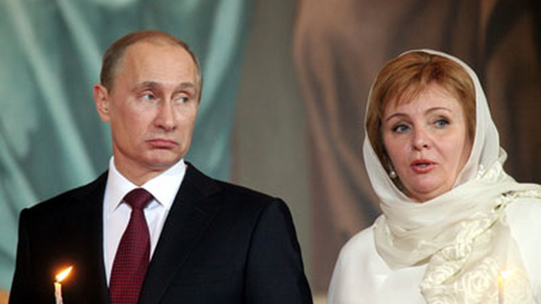 Władimir Putin ma właśnie objąć po raz trzeci urząd prezydenta Rosji, ale gdzie jest jego żona Ludmiła?
