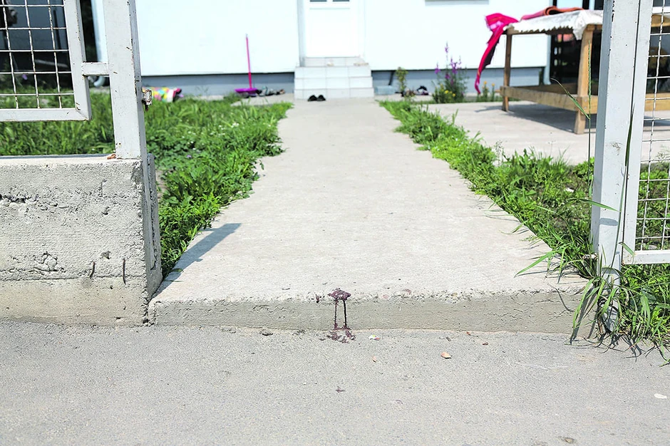 Stevan Š. ranjen je ispred kuće bivše žene