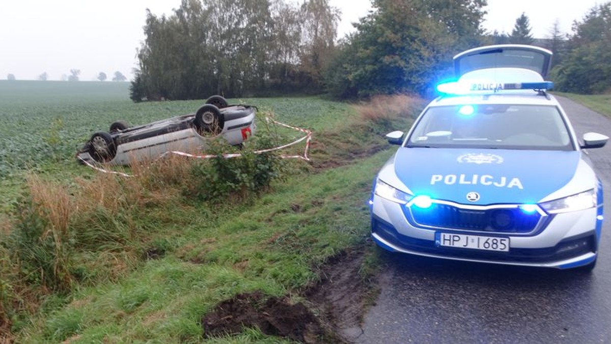 Zjechał na pobocze i dachował. Policjanci ujawnili o nim wiele informacji